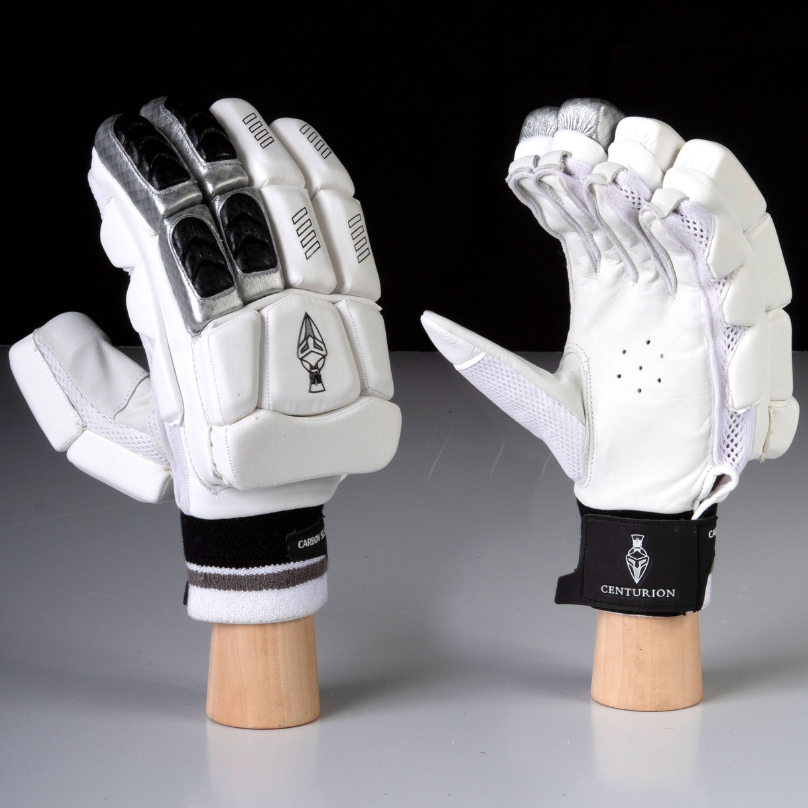 Batting top gloves white